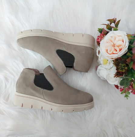 Botine din piele naturala MIA [0]