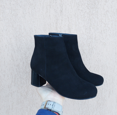 Botine și cizme scurte - Botine KETRIN din piele intoarsa