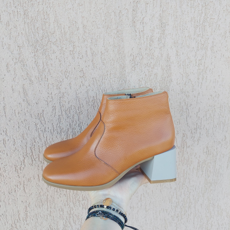 Botine scurte Janet toc gros piele naturala [1]
