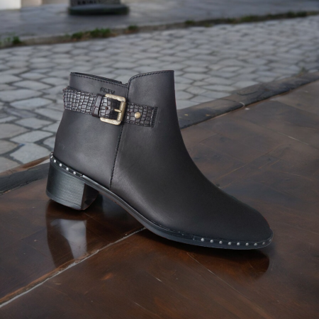 BLACK FRYDAY - 100% Piele naturală - Botine scurte toc gros piele naturala 39 si 40
