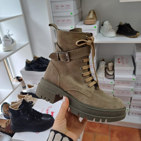 Ghete și bocanci - Ghete Astra cu cataramă din piele naturală velur