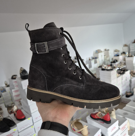 Ghete cu catarama din piele naturala velur [0]