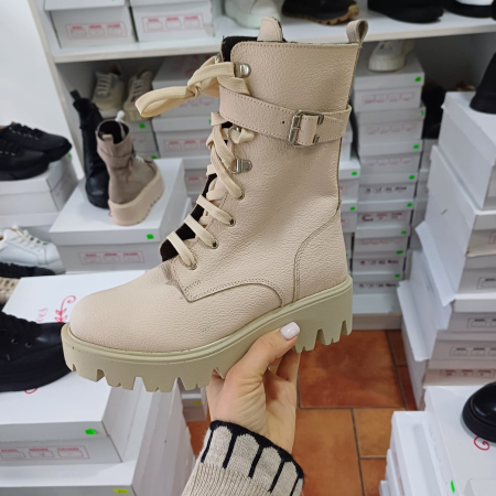 Ghete și bocanci - Ghete din piele bizonata Miruna cu o catarama