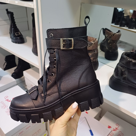 Ghete Melania din piele bizonata cu catarame [4]