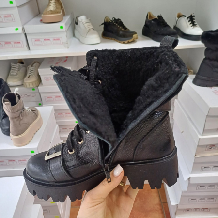 Ghete Miruna doua barete din piele naturala bizonata [1]