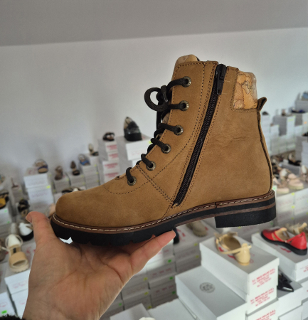 Ghete tip insuleta piele nabuc [1]