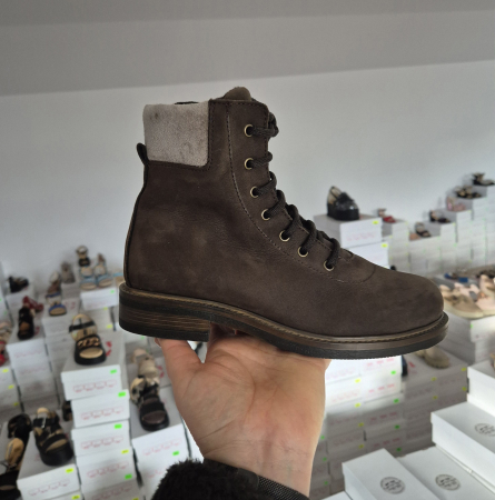 Ghete și bocanci - Ghete tip insuleta piele nabuc