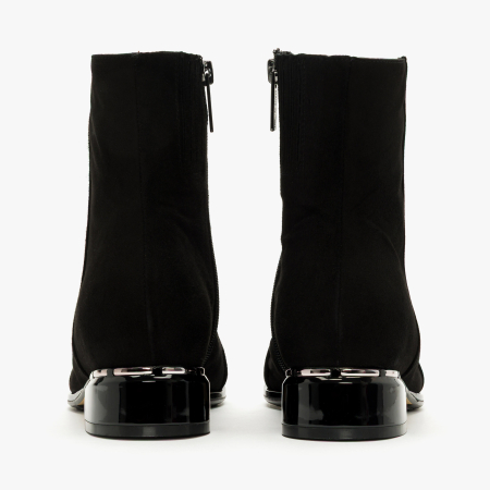 Ghete Damă Elegante Negre din Piele Întoarsă, Accesoriu Tip Lanț Argintiu și Fermoar Lateral, Renzoni 4351 [3]