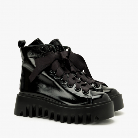 Ghete Dama Casual - Ghete Dama Casual Negru, Lac din Piele, Siret din Rips, LAB Milano by Renzoni 196410