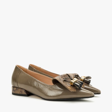 Pantofi Dama Eleganti - Pantofi Dama Eleganti, Piele Naturala Lacuita Bej, Imprimeu Piton, Ciucuri Decorativi si Toc Jos 2 cm, Renzoni 8685