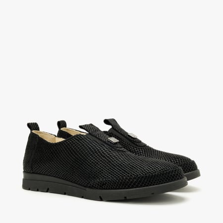 Pantofi Dama Casual - Pantofi Dama Casual, Piele Intoarsa Neagra, Finisaj Stantat, Textura Tip Sarpe, Insertii Elastice si Talpa Comoda de 2 cm, LAB Milano by Renzoni 0482660