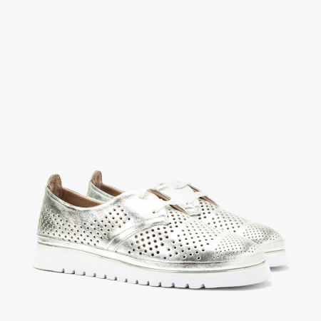 Incaltaminte Dama - Pantofi Dama Casual din Piele Perforata Sidefata, Culoare Argintiu, Sireturi, Talpa Usoara 3 cm, LAB Milano by Renzoni 0860140