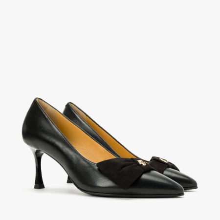 Pantofi Dama - Pantofi Damă Eleganți din Piele Neagra, Fundă din Piele Întoarsă și Siglă Aurie, Giovanni Fabiani 25381