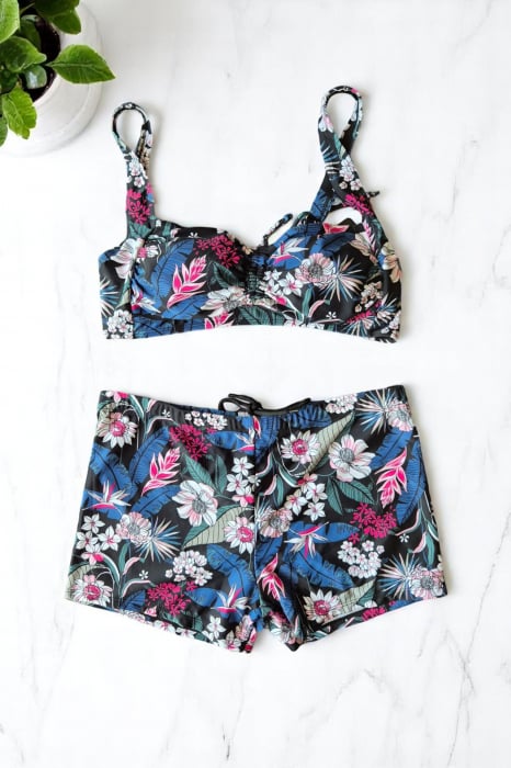 Costum baie dama 2 piese, marime mare, slipi tip pantaloni scurti, multicolor Iry 22092 [2]