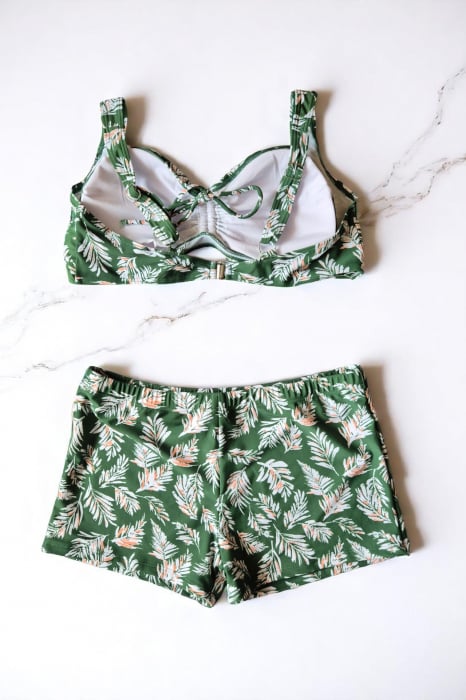 Costum baie dama 2 piese, marime mare, slipi tip pantaloni scurti, verde tropical M5007 [3]