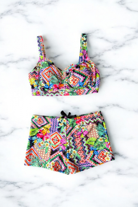 Costum Baie Doua piese, slipi pantaloni scurti, sutien bustiera, multicolor 2296 [2]