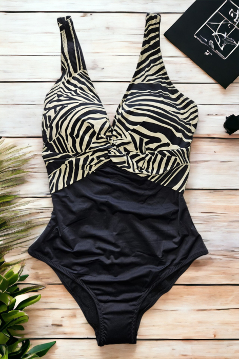 Costum baie intreg dama cu efect modelator, marime mare, negru, Copacabana, embody.ro [4]