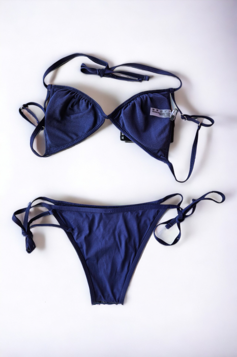Costum de baie 2 piese, cu paiete, slip brazilian, snr reglabil, bleumarin, Glow Shine embody.ro [5]