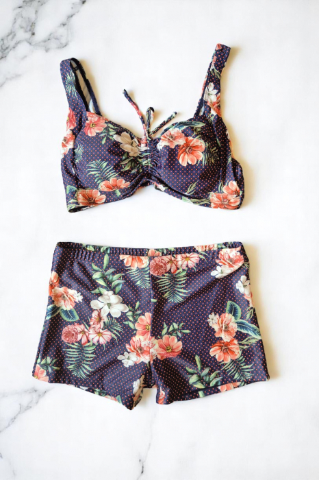 Costum de baie 2 piese, marime mare, cu slipi tip pantaloni scurti, sutien bustiera roses 22096 5005 [3]