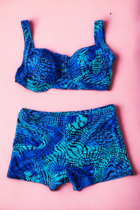 Costum de baie 2 piese, marime mare, cu slipi tip pantaloni scurti, sutien bustiera, albastru, Aquamarine embody.ro [2]