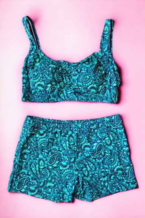 Costum de baie 2 piese, marime mare, slip pantaloni scurti, sutien bustiera, verde, Lora embody.ro [2]