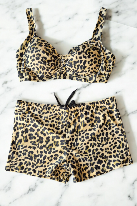 Costum de baie 2 piese, marime mare, cu slipi tip pantaloni scurti, sutien bustiera-embody.ro [2]