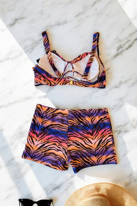 Costum de baie 2 piese, marime mare, cu slipi tip pantaloni scurti, sutien bustiera, embody.ro [3]