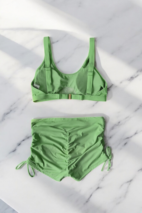 Costum de baie 2 piese, slip pantalon scurt cu incretitura spate, sutien bustiera, verde [3]