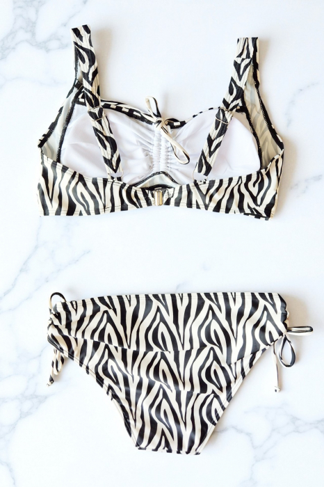 Costum de baie dama, 2 piese, sutien tip bustiera si slip clasic, animal print alb/negru, 5002 [2]