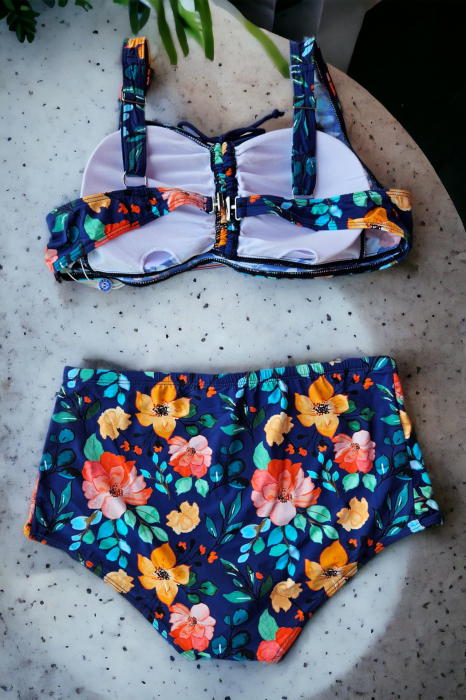 Costum de baie doua piese, marime mare, sutien bustiera, tropical, bleumarin embody.ro [3]