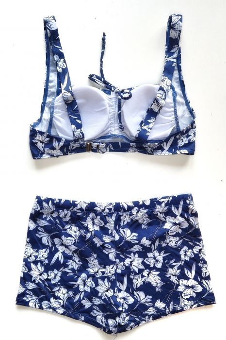 Costum de baie marime mare, cu slipi tip pantaloni scurti, sutien bustiera, albastru inchis, Amira, embody.ro [3]