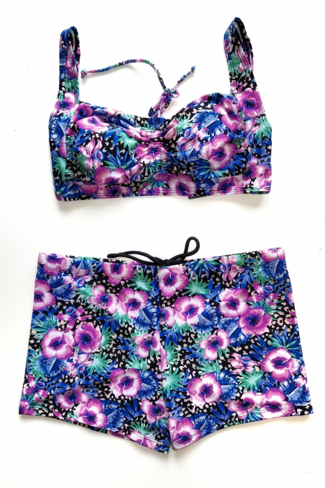 Costum de baie marime mare, cu slipi tip pantaloni scurti, sutien bustiera, multicolor, Amira, embody.ro [2]