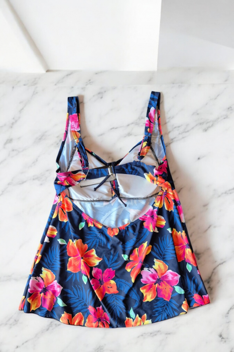 Costum de baie marime mare tip tankini, doua piese, fusta si pantaloni scurti, embody.ro [3]