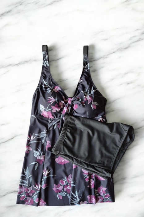 Costum de baie marime mare tip tankini, doua piese, fusta si pantaloni scurti, floral, embody.ro [2]