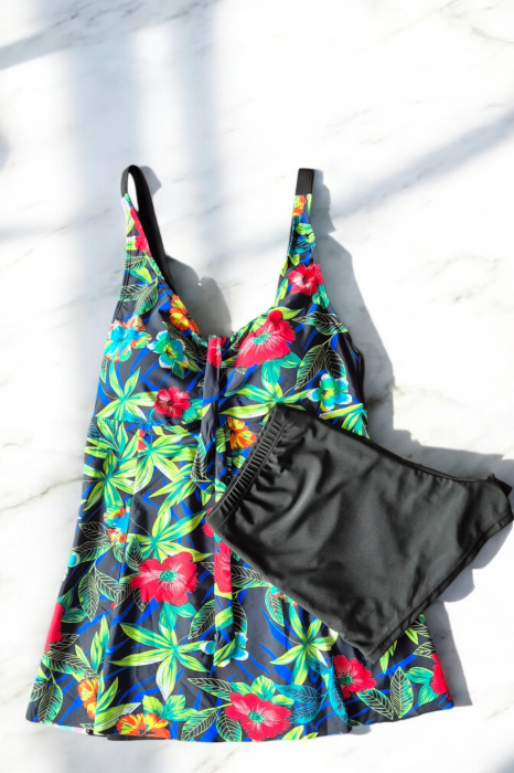 Costum de baie marime mare tip tankini, doua piese, fusta si pantaloni scurti, floral, albastru, embody.ro [2]