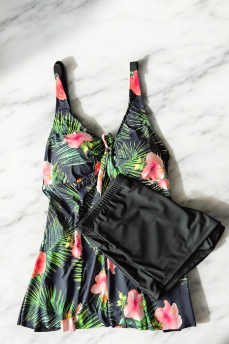 Costum de baie marime mare tip tankini, doua piese, fusta si pantaloni scurti, floral, albastru, embody.ro [2]