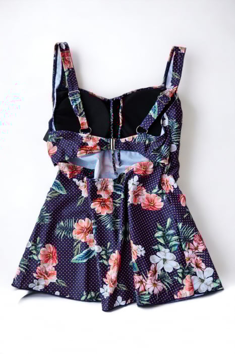 Costum de baie marime mare tip tankini, doua piese, fusta si pantaloni scurti, multicolor, Summer rose, embody.ro [3]