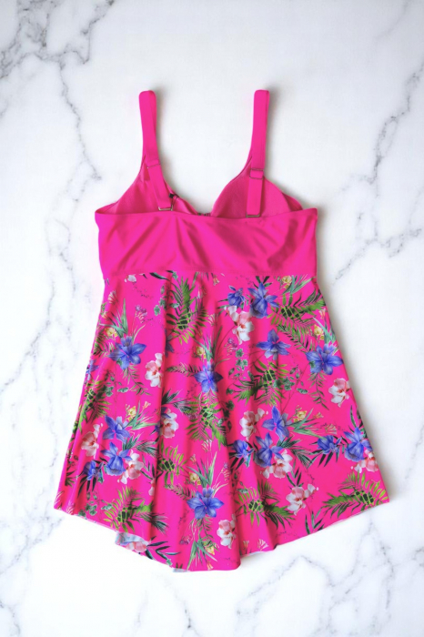 Costum de baie marime mare tip tankini, doua piese, fusta si pantaloni scurti, roz, Kira [3]