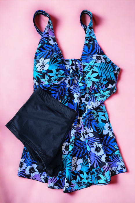 Costum de baie marime mare tip tankini, doua piese, fusta si pantaloni scurti, albastru, Capri, embody.ro [2]