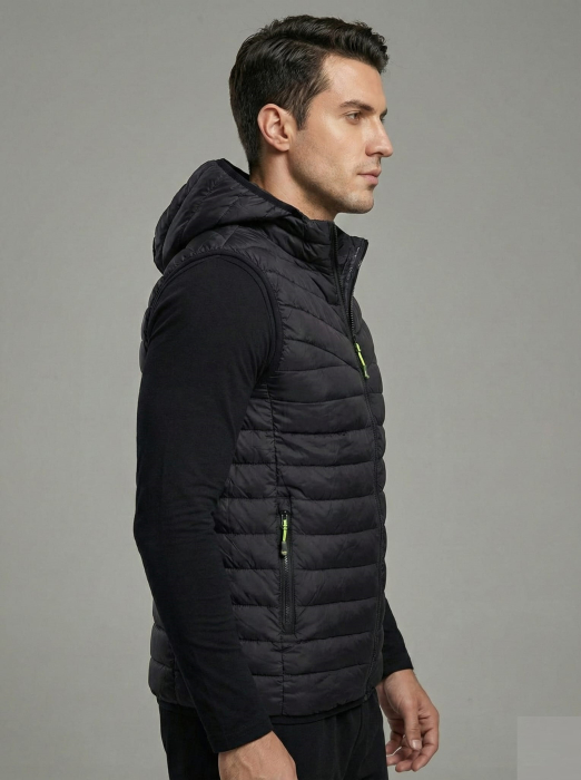 Vesta Barbati Neagra din Fas cu Gluga detasabila si Buzunare cu Fermoar - Model Matlasat s501 [3]