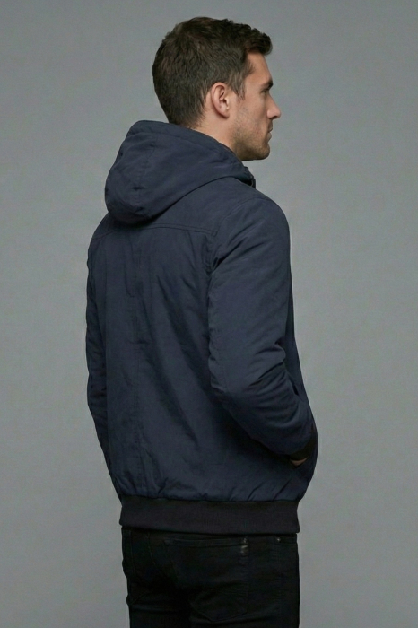 Geaca barbati din fas subtire cu gluga fixa si buzunare cu fermoar bleumarin 7171 [2]