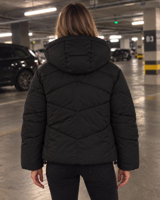 Geaca Dama Oversize cu Gluga Fixa, Croi Lejer, Rezistenta la Vant si Apa negru 8815 [3]