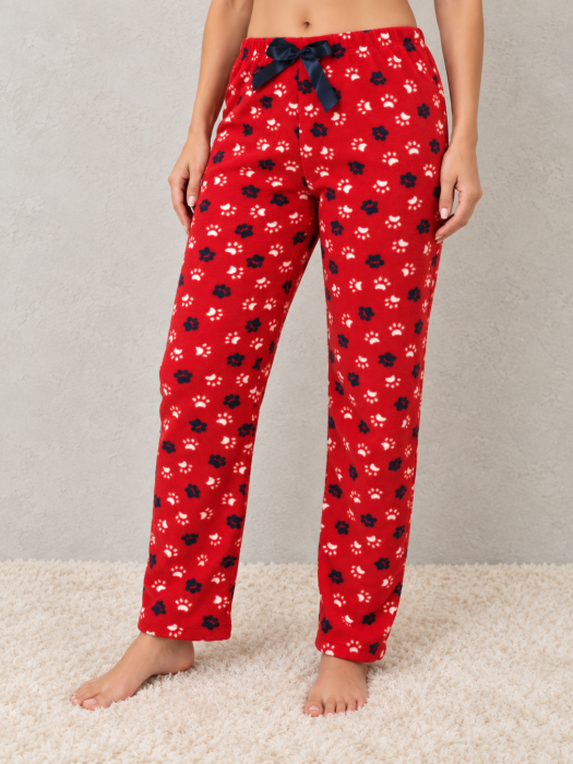 Pantaloni de pijama dama cocolino pufosi rosii cu imprimeu labute si funda bleumarin [3]