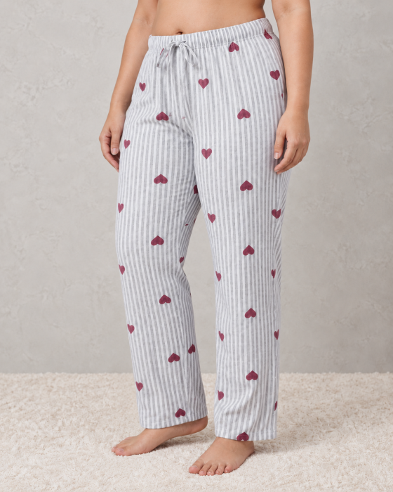 Pantaloni pijama dama marime mare din bumbac, cu dungi si inimioare, talie elastica [3]