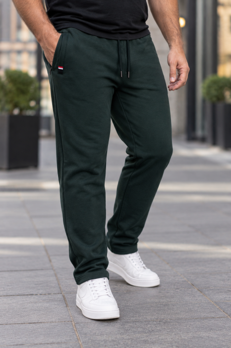 Pantaloni trening barbati, croiala dreapta,cu snur si buzunare, verde inchis Marimi mari [2]
