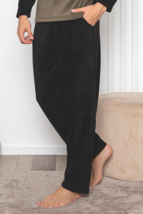 Pijama barbat, material soft polar moale si calduros, cu buzunare laterale, negru [2]