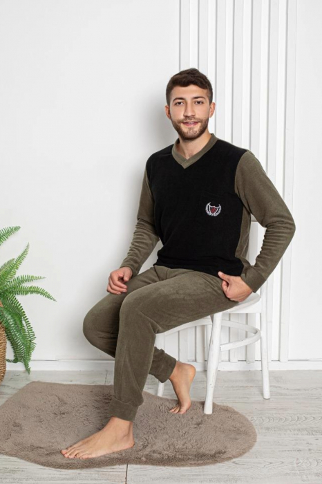 Pijama barbat, material soft polar moale si calduros, cu maneci si pantaloni lungi, kaki/negru, embody.ro [2]