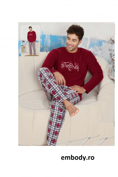 Pijama barbati cocolino, material pufos si calduros, embody.ro [4]