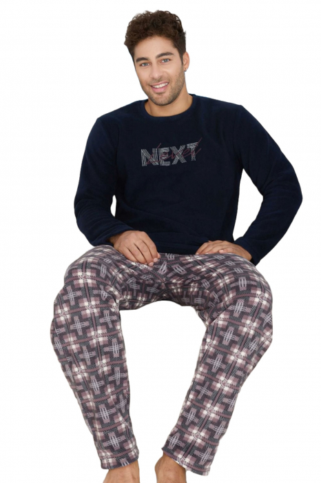 Pijama barbati cocolino, material pufos si calduros, embody.ro [4]