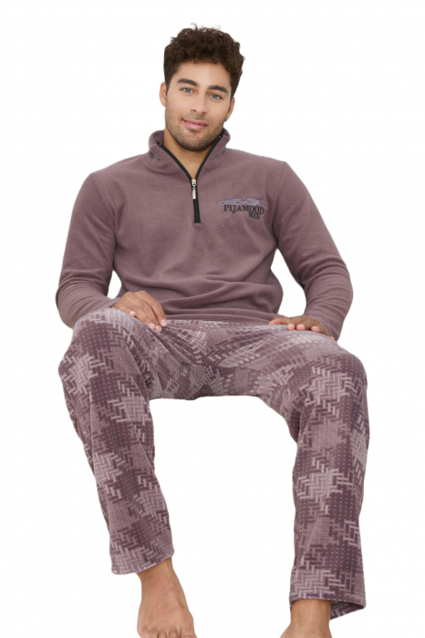 Pijama barbati cocolino, material pufos si calduros, embody.ro [4]